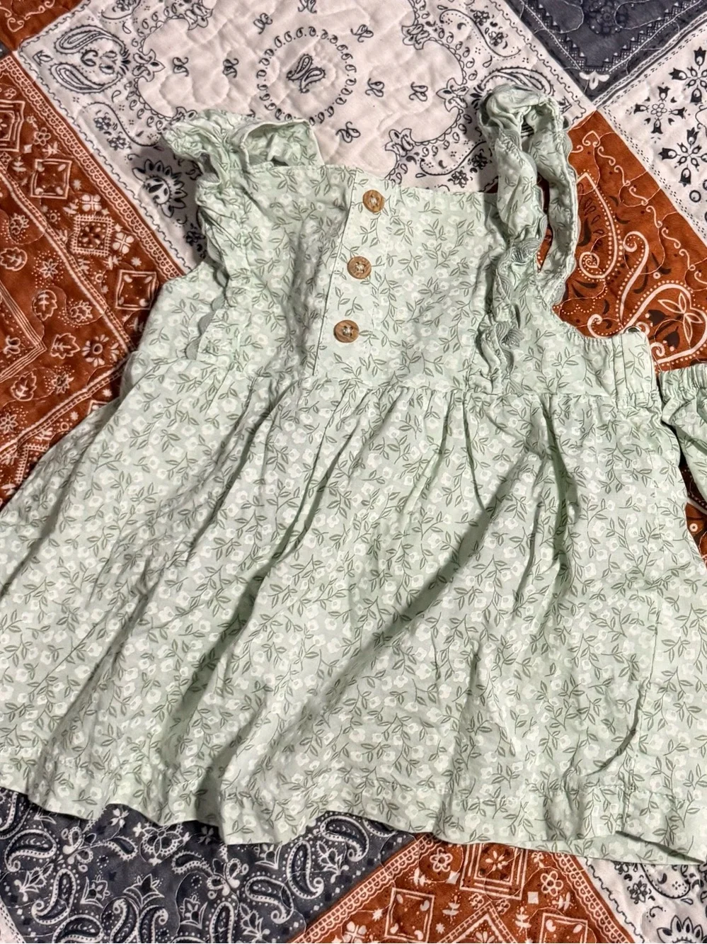 Carter’s Baby Girls Size 18 months Two Piece Dress Set Green Floral